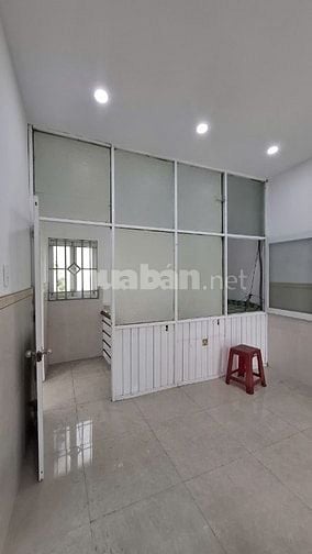 Hẻm xe tải tránh sát Đặng Minh Trứ, Tân Bình, 30m2, 2PN chỉ 4 tỷ nhỉnh