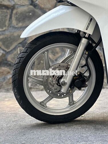 Honda Vision 2017 màu Trắng