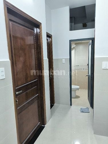 Cho thuê nhà hẻm Lê Văn Lương cầu Long Kiểng