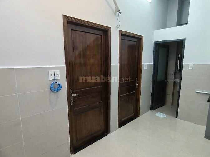 Cho thuê nhà hẻm Lê Văn Lương cầu Long Kiểng