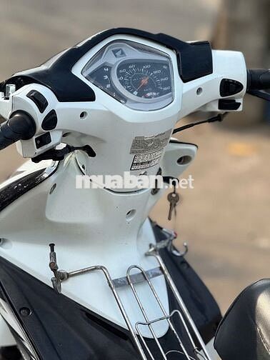 Honda Wave RSX 2011 Trắng đen