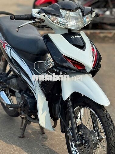 Honda Wave RSX 2011 Trắng đen