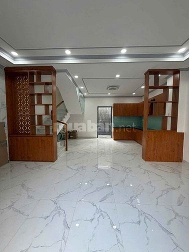 Bán nhà phố 3 tầng , p Bình Trưng Tây , đ. Nguyễn Thị Định