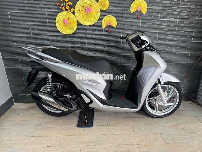 Honda SH125 2025 Bạc Porsche