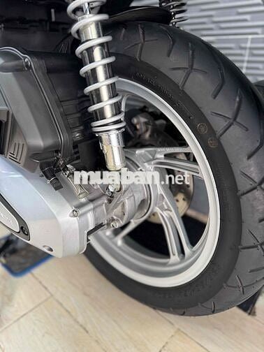 Honda SH125 2025 Bạc Porsche