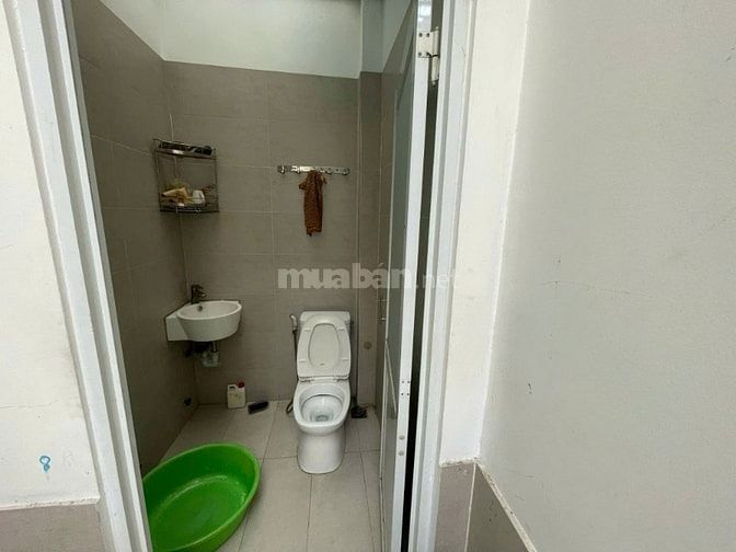 Bán nhà mặt tiền đường số 5 khu tên lửa, TP. Hồ Chí Minh