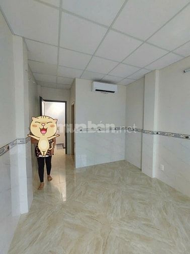 Cần bán nhà MT Lê Thi Bạch Cát
