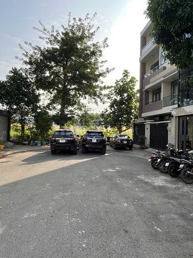 Bán nhanh đất nền Nam Rạch Chiếc , p An Phú  ( Tái Định Cư 30ha ) 