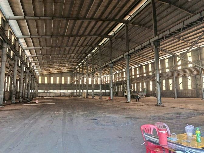 Cần bán xưởng tổng diện tích 5000 m2 khu công nghiệp Tân đô , Long an 