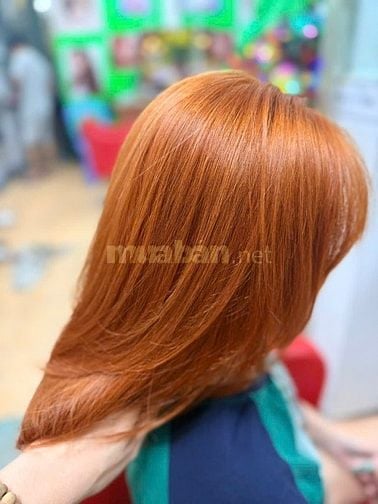 Salon Trâm Nguyễn Cần gấp 2 thợ phụ gội đầu, làm nail