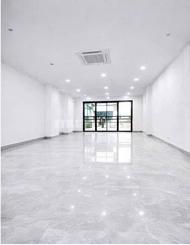  “Bạn đang trả 100–200 triệu/tháng tiền thuê nhà? Đã đến lúc dừng lại!
