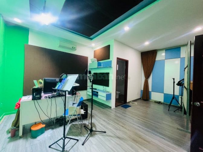 Biệt thự ven sông Bình Thạnh 7 x 18m - 4 Tầng cực đẹp, đường 10m