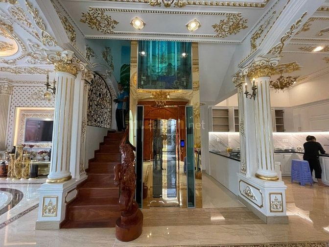 Villa Nguyễn Thị Búp, HT, Q12, DT 12m X 18m, nhà 3 tầng TM, 28 tỷ,hhmg