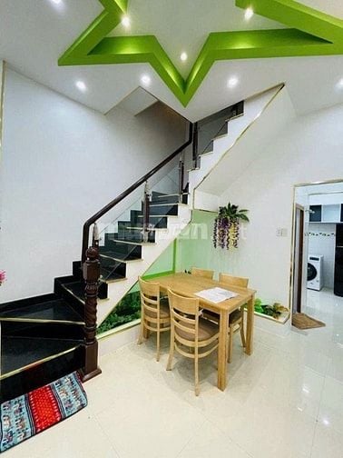 đi nước ngoài bán gấp nhà đường Nguyễn Văn Tăng Dt 63m2 giá 1ty650