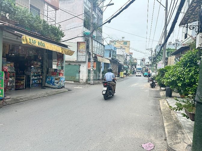 Chính Chủ Bán Nhà Mặt tiền Trần Bá Giao,f5,dt 4.5x18m, trệt+3 lầu
