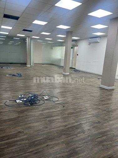 văn phòng tại tòa nhà văn phòng hạng A mặt tiền cách mạng tháng tám