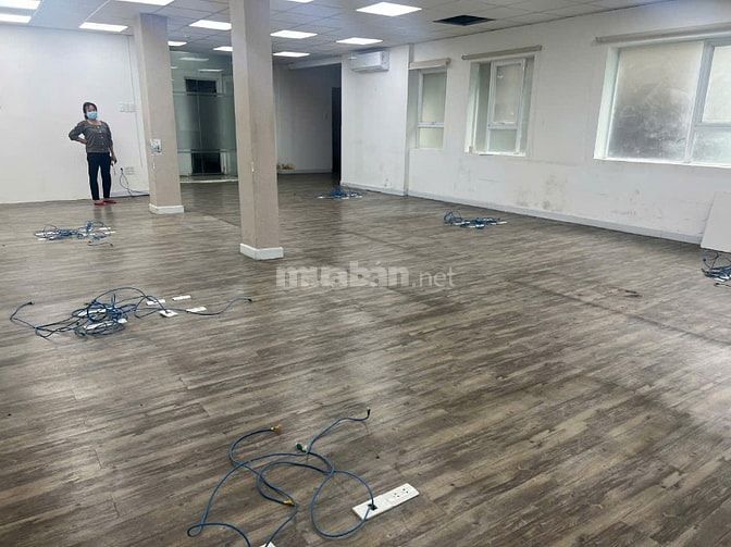 văn phòng tại tòa nhà văn phòng hạng A mặt tiền cách mạng tháng tám