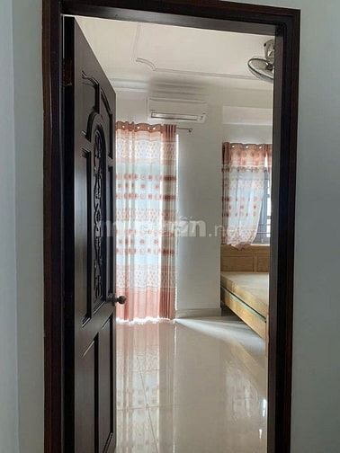 Vỡ nợ bán gấp nhà Võ Văn Hát, 105m2, 1 tỷ 750, nhà đẹp dọn vào ở ngay
