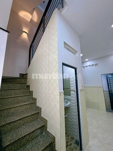 Nhà hẻm dt36m2 đúc thật 4 tầng 4pn đường Phạm Văn Chí P7 Quận 6