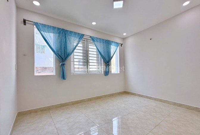 Nhà hẻm dt36m2 đúc thật 4 tầng 4pn đường Phạm Văn Chí P7 Quận 6