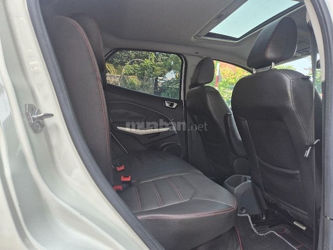 Cần bán EcoSport sx:2016 auto (titanium) m.trắng,gđ sử dụng mới 95%.