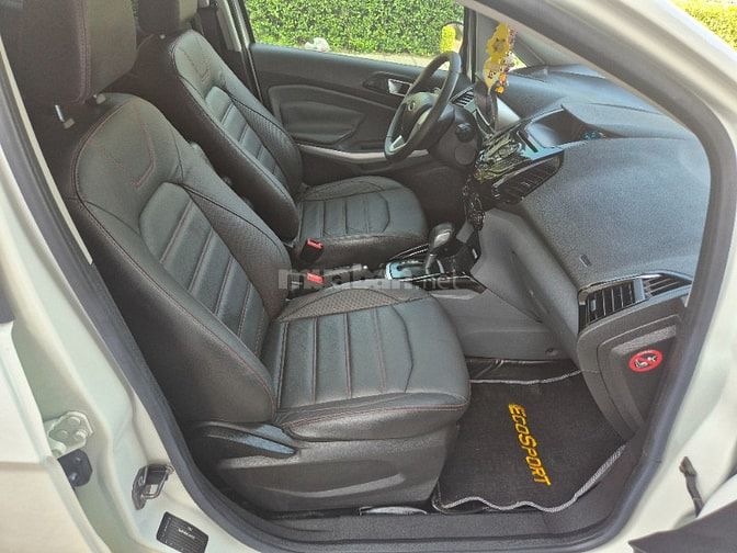 Cần bán EcoSport sx:2016 auto (titanium) m.trắng,gđ sử dụng mới 95%.