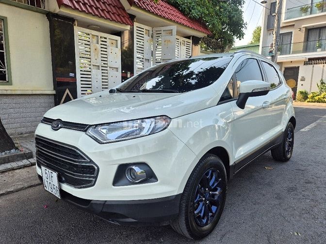 Cần bán EcoSport sx:2016 auto (titanium) m.trắng,gđ sử dụng mới 95%.
