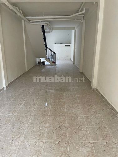 HẠ GIÁ BÁN GẤP MẶT TIỀN KINH DOANH HÒA BÌNH, QUẬN 11, ĐỐI DIỆN ĐẦM SEN