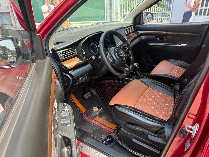 cần bán SUZUKI - ERTIGA 1.5 AT, Sản xuất 2020. xe Nhập khẩu. 7 chổ