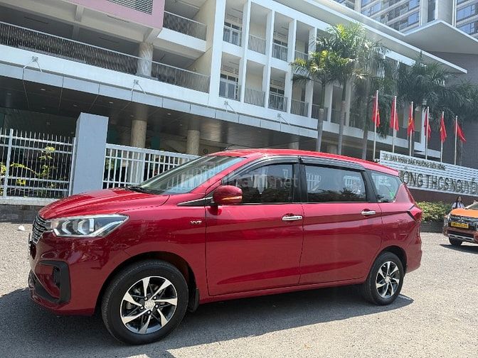 cần bán SUZUKI - ERTIGA 1.5 AT, Sản xuất 2020. xe Nhập khẩu. 7 chổ
