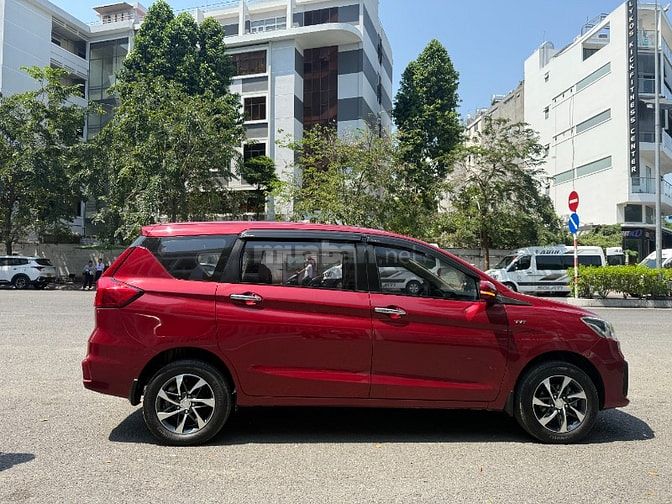 cần bán SUZUKI - ERTIGA 1.5 AT, Sản xuất 2020. xe Nhập khẩu. 7 chổ
