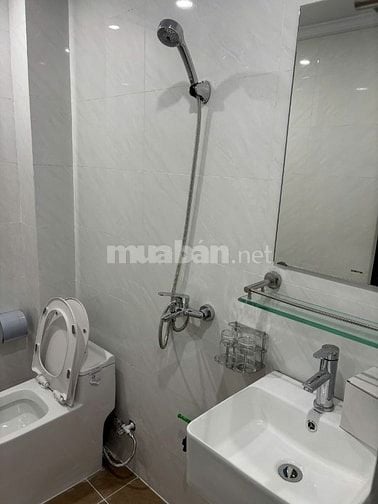 Cho thuê chung cư mini mới xây có thang máy phố đại la đủ tiện nghi