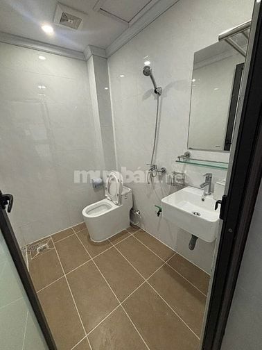 Cho thuê chung cư mini mới xây có thang máy phố đại la đủ tiện nghi