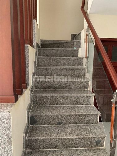 Bán nhà Hẻm Xe Hơi Vườn Lài DT: 4mx20m 1 lầu. Giá: 8.450 Tỷ TL