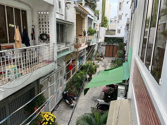 Cho thuê nhà nguyên căn hẻm 302 Hai Bà Trưng, P.TĐ, Q1: 5mx14m, 1 lầu