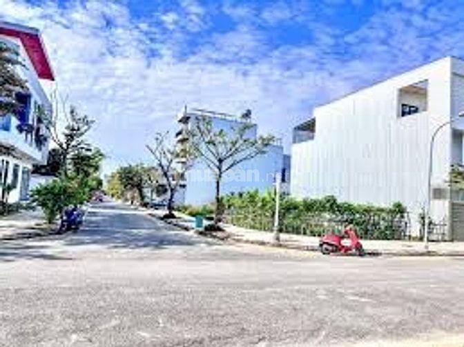 CHỦ GỬI 1,6 HA ĐẤT VƯỜN CÓ SẴN CÂY ĂN TRÁI TRÊN ĐẤT GẦN KCN TRƯỜNG HỌC