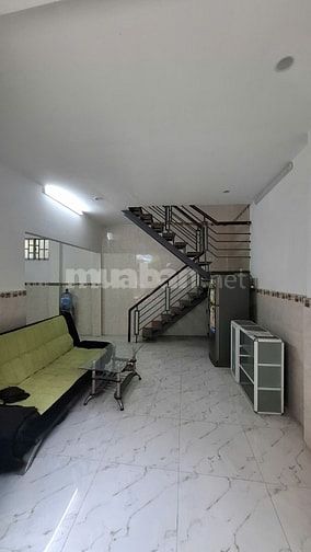 Lô góc hẻm xe tải gần Bùi Thế Mỹ, Tân Bình, 30m2, 2PN lớn, chỉ nhỉnh 4