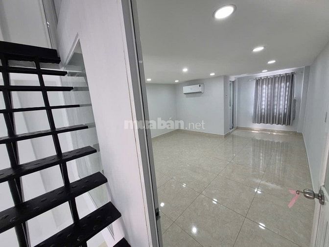 Lô góc hẻm ô tô Ni Sư Huỳnh Liên, Tân Bình, 30m2, 2PN, chỉ 4 tỷ nhỉnh