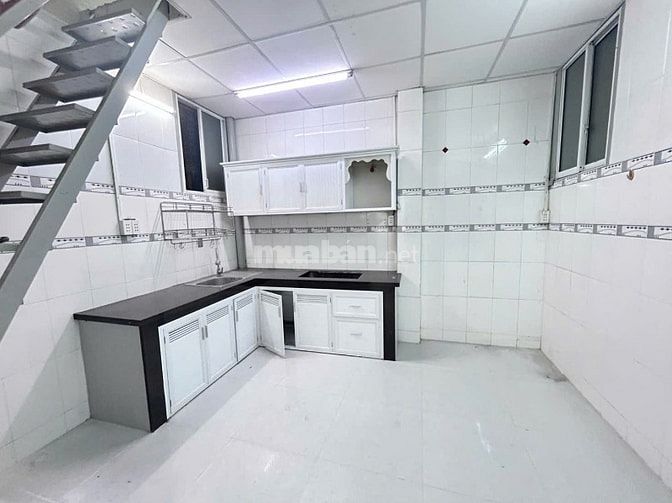 TẦNG TRỆT - CHUNG CƯ NGUYỄN THỊ TẦN P2 Q8 73,5M2 SHR CẠNH CHỢ RẠCH ÔNG