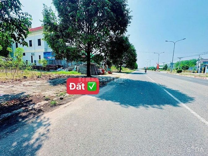 Sót lô đất ngay mặt tiền đường nhựa 32m2 TTHC chơn thành Giá 580triệu