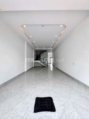 Nhà bán MT Nguyễn Thành Phương 8,2 tỷ nhà 2 lầu 128m2 VIP kinh doanh