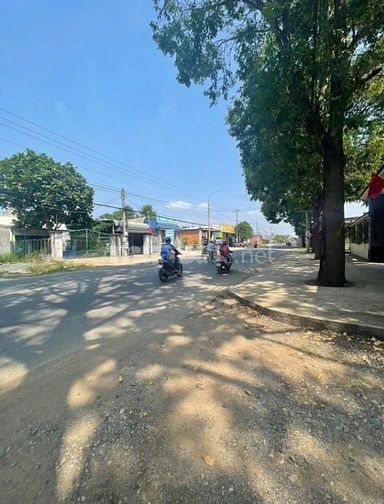 Cần bán dãy trọ ngay chợ Lộc Hưng Trảng Bàng giá 900TR