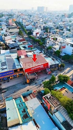 Bán nhà mặt tiền Nguyễn Duy Trinh P. Bình Trưng Đông, Quận 2, 900m2