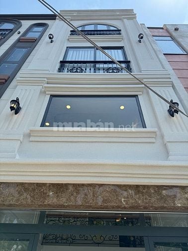 Nhà 4 tầng (4x12,5), vuông, full nội thất, hẻm xe hơi NGUYỄN VĂN TRỖI