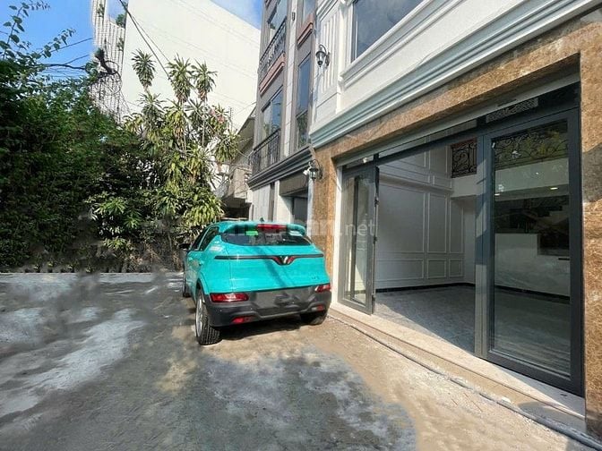 Nhà 4 tầng (4x12,5), vuông, full nội thất, hẻm xe hơi NGUYỄN VĂN TRỖI