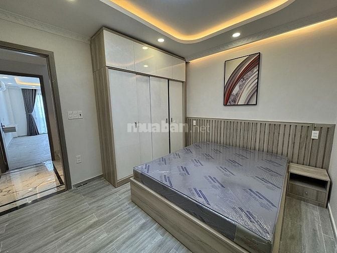 Nhà 4 tầng (4x12,5), vuông, full nội thất, hẻm xe hơi NGUYỄN VĂN TRỖI