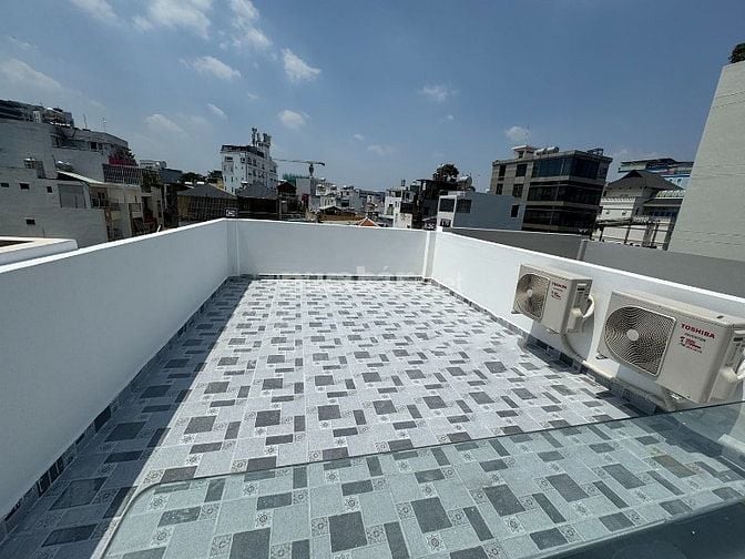 Nhà 4 tầng (4x12,5), vuông, full nội thất, hẻm xe hơi NGUYỄN VĂN TRỖI