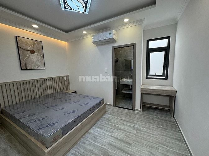Nhà 4 tầng (4x12,5), vuông, full nội thất, hẻm xe hơi NGUYỄN VĂN TRỖI