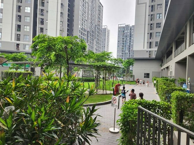 Bán shophouse 127 m2 khu phức hợp lacasa Hoàng Quốc Việt phú thuận 