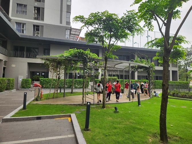 Bán shophouse 127 m2 khu phức hợp lacasa Hoàng Quốc Việt phú thuận 